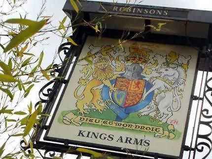 Bed and Breakfast The Kings Arms Wilmslow Exteriér fotografie